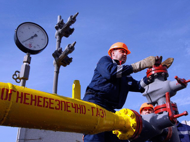 弗拉基米尔普京提议重新计算乌克兰的天然气折扣