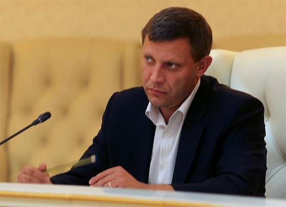 Zakharchenko는 Yanukovych를 그의 고문으로 임명 한 것에 대해 우크라이나 가짜에 대해 언급했습니다.“반역자를 고문으로 임명하지 않습니다”
