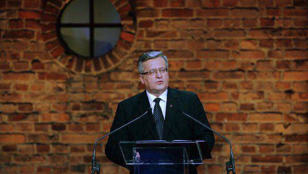 Polish president approved new defense directive