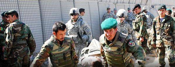 ABD saldırı helikopterleri Afgan ordusu kontrol noktasına saldırdı