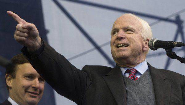 John McCain : 우리는 북극에 더 많은 관심을 기울여야합니다.