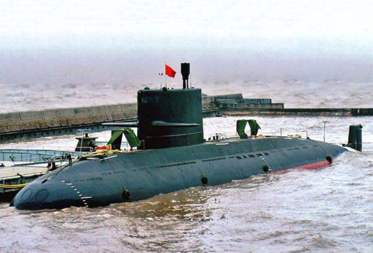 中国はパキスタンの8潜水艦を供給する