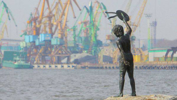 Une vidéo avec un amarrage infructueux d'un navire de guerre lituanien est apparue sur le réseau