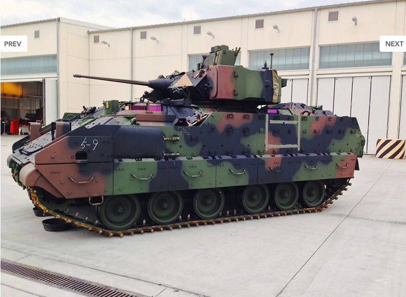 Amerikaanse uitrusting in Europa is opnieuw geverfd in camouflage