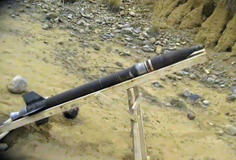 Los talibanes mostraron video con su cohete Omar 1.