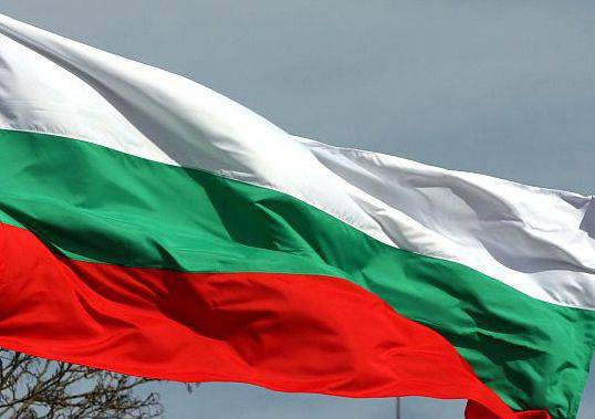 Bulgaria announced that it would allow Russian planes to go to Syria if they landed to check at Bulgarian airfields.