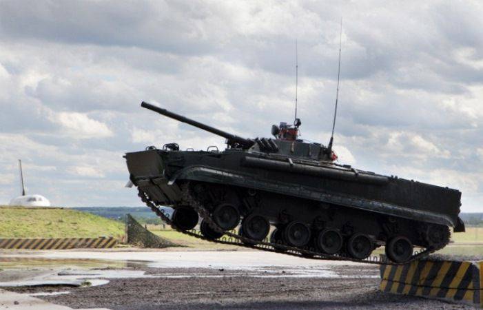 By the end of 2017, more than two hundred BMP-3 will be delivered to the troops.