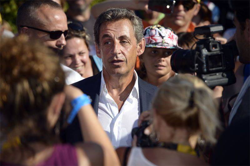 Sarkozy a appelé l'Occident à abandonner la politique de confrontation avec la Russie