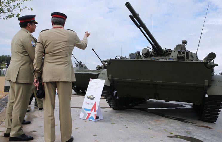 Azerbaycan BMP-3’in tedarikine ilişkin anlaşma, 2016’te tam olarak uygulanacaktır.