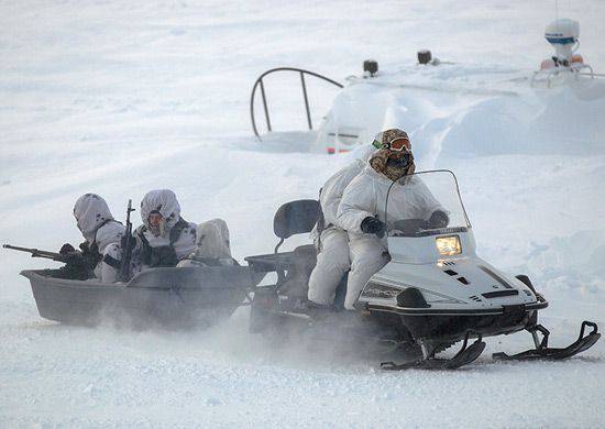 Teachings of the Arctic brigade of the Russian Federation on Kotelny Island