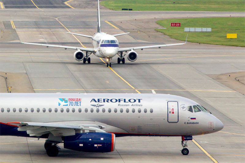 Yatsenyuk禁止Aeroflot和Transaero飞机飞往乌克兰