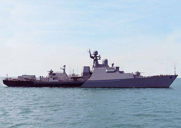 ロシア海軍の表面、水中、飛行船の司令官の日