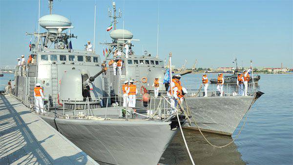 В Астрахань с дружественным визитом прибыли корабли ВМС Ирана