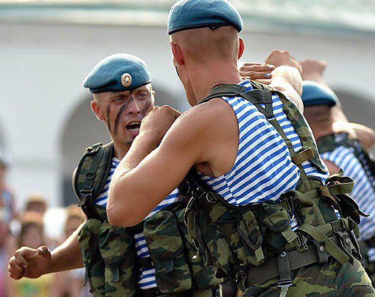 러시아와 NATO 특수 부대의 차이점에 대한 Polguev 장군