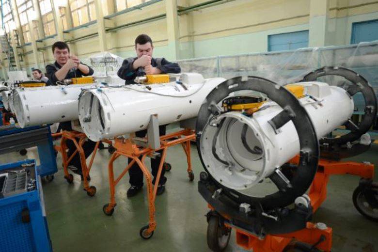 Russian manufacturers of aerial bombs operate in three shifts