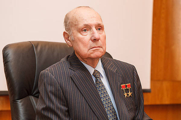 Патриарх российской авиации