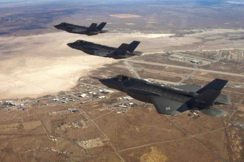 F-35 ने पहली बार हवा में तोप का परीक्षण किया