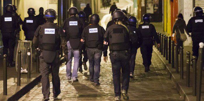 En Lyon francés, las personas 5 son detenidas bajo sospecha de estar involucradas en actividades terroristas