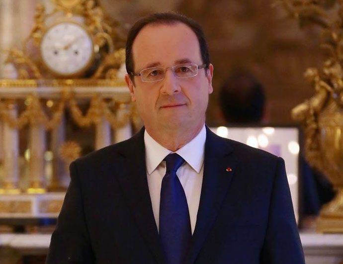 Hollande proposes to revise the constitution of France for the fight against terrorism