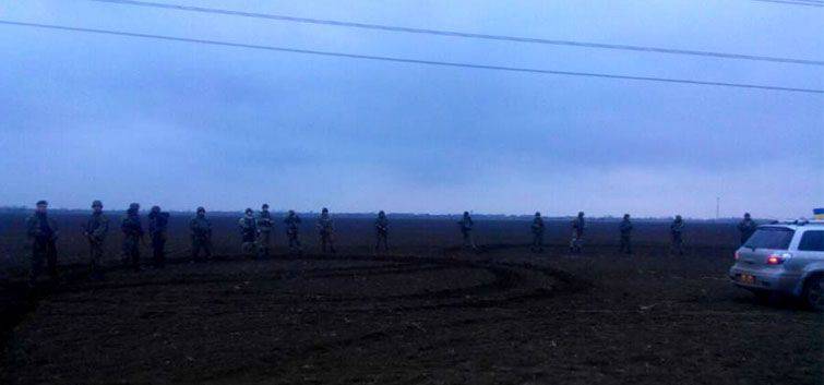Official of the Ministry of Internal Affairs of Ukraine: Russia may consider the undermining of power lines in the Kherson region cause to send troops to Ukraine