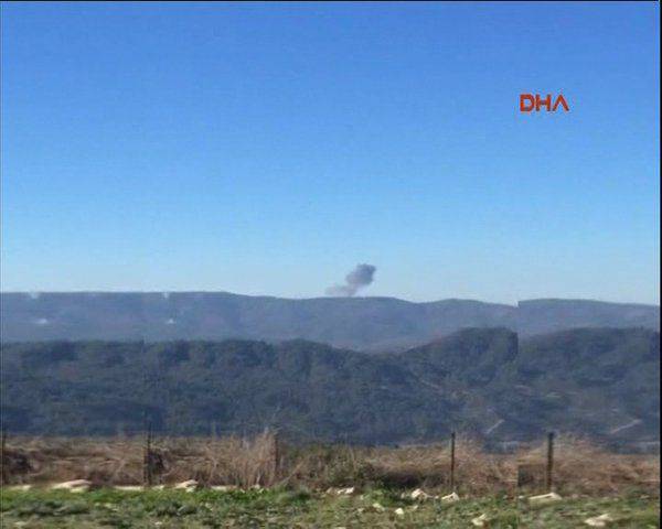 Reuters: Military aircraft crashed in Syria near the Turkish border