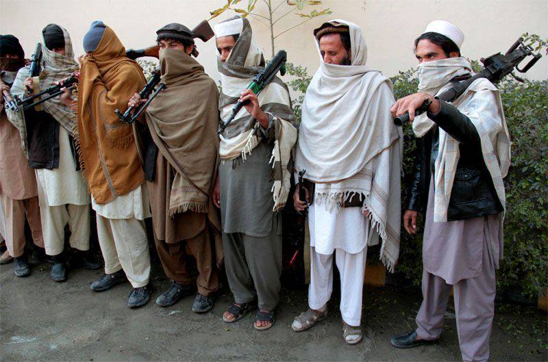 在阿富汗，登上联合国任务直升机坠毁的摩尔多瓦公民被塔利班俘虏