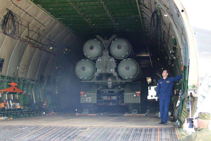 Russisches Verteidigungsministerium: Kämpfer im Bereich der abgeschossenen Su-24 wurden zerstört, das Luftverteidigungssystem S-400 war auf dem Luftwaffenstützpunkt Khmeimim im Kampfeinsatz