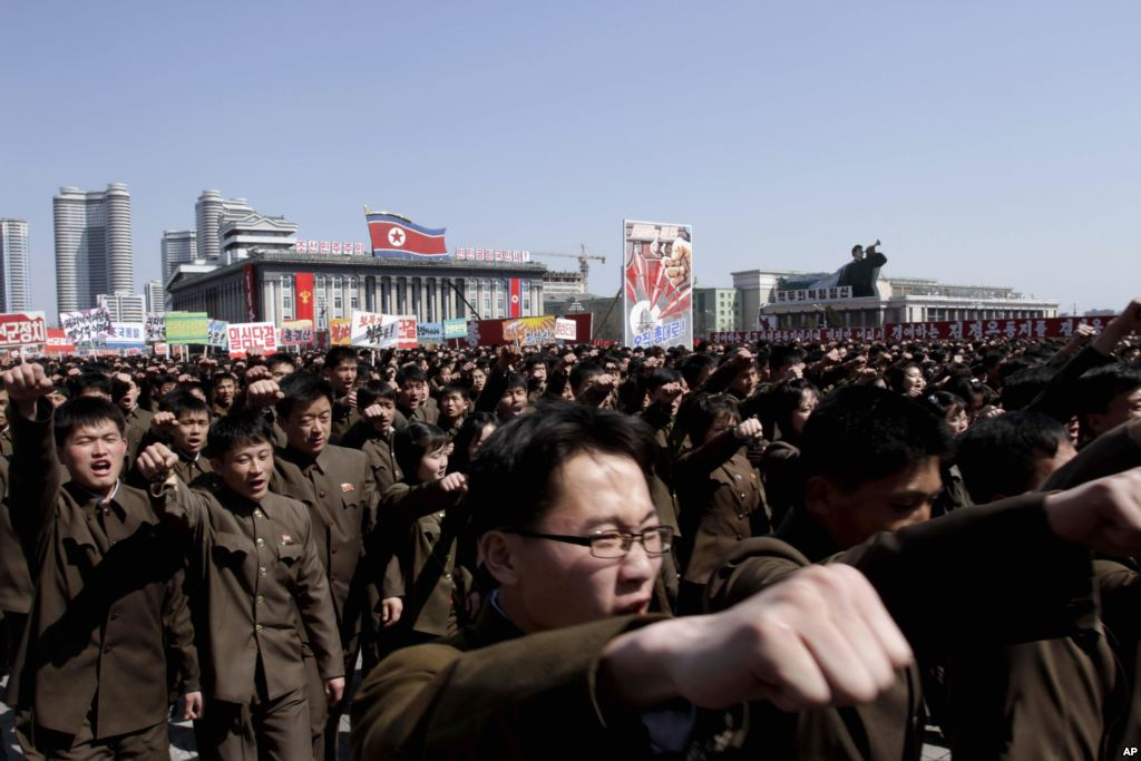 Численность северной кореи на 2023. Жители Северной Кореи. Население Северной Кореи. Население Пхеньяна. Демонстрация в Северной Корее.