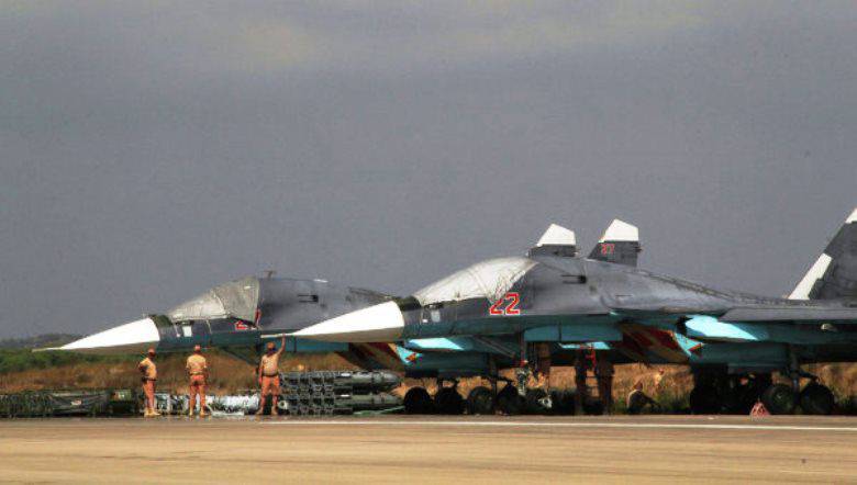 Su-34 en Syrie a commencé à armer des missiles air-air