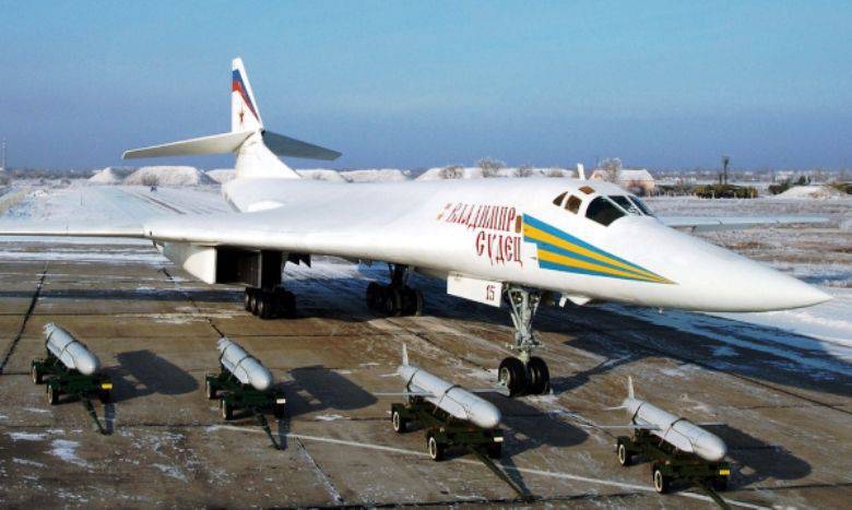 For the Tu-160 developed a new weapon control system and EW