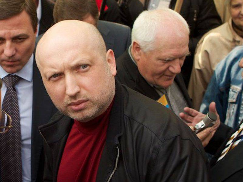 Turchinov, Moskova tarafından yeni göç kurallarının yürürlüğe girmesinden sonra Ukraynalıların Rusya'dan dönüşünün Ukrayna ve Avrupa için tehlikeli olduğunu söyledi