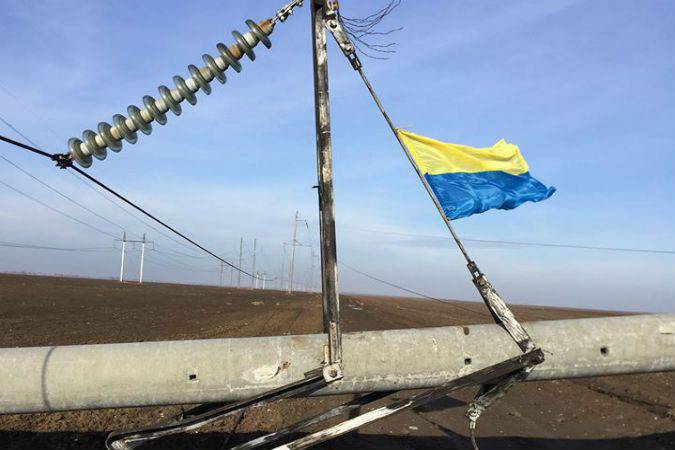 La destrucción de las torres de transmisión de energía provocó interrupciones en las centrales nucleares en Ucrania