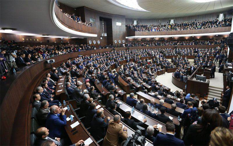 Performance with possessed in the Turkish parliament