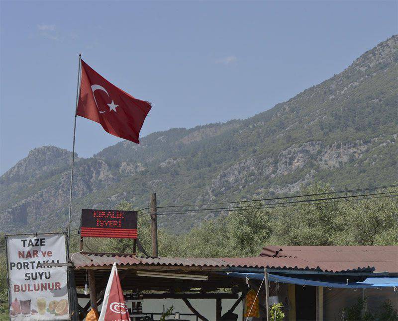 CIA'ya atıfta bulunan Türk medyası: Türkiye'deki Rus vatandaşlarına yönelik terörist saldırılar hazırlanıyor