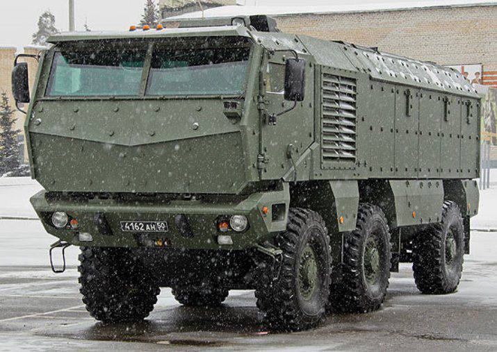 In the Southern Military District started the training crews of armored vehicles "Typhoon"