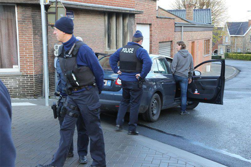 Strange raid antiterroriste en Belgique