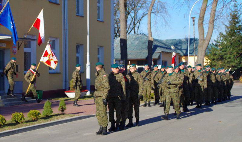 Польские военные заняли центр контрразведки НАТО в стране и провели смену руководства без согласования с Брюсселем