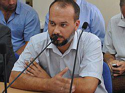 Окончательно свести с ума несчастный народ Украины