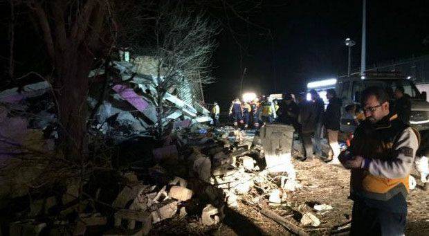 Türkiye'de yeni terör saldırısı: Diyarbakır'da bir polis karakolunda patlama