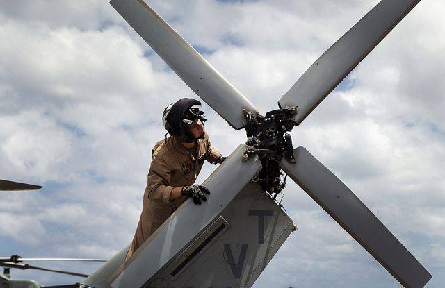 Dos helicópteros militares de los Estados Unidos chocaron en la costa de las islas hawaianas