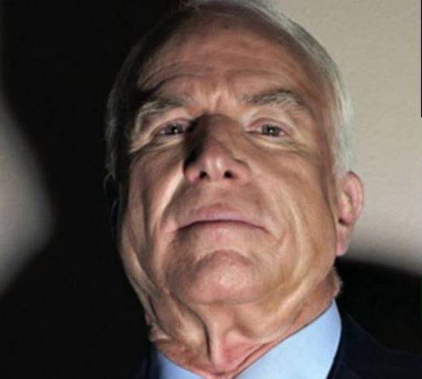 McCain chiede il divieto totale dell'uso di RD-180 russo negli Stati Uniti