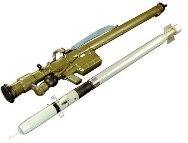 メディア: ロシアの Igla-S MANPADS がブラジルに納入