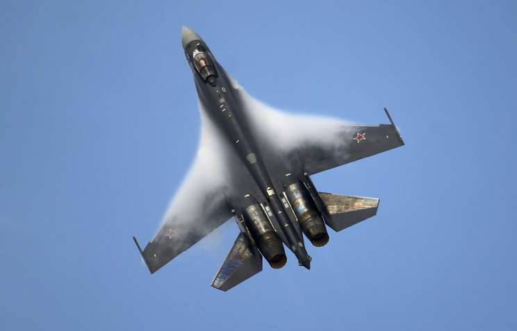 Suriye prömiyeri: En yeni Su-35С'in yapabilecekleri