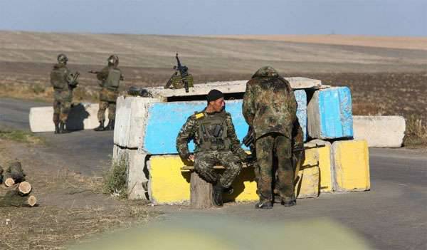 Autoridades de segurança ucranianas estão tentando mudar a responsabilidade de minar um microônibus perto de Maryinka para um certo "grupo de sabotagem e reconhecimento"