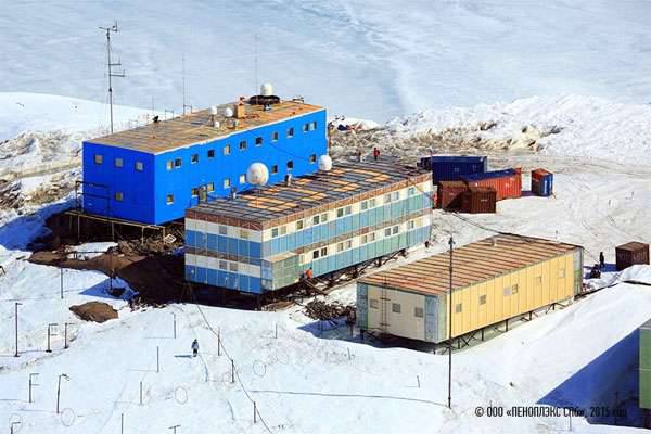 Aérodrome russe ouvert en Antarctique