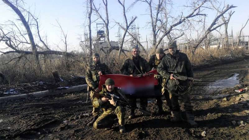 L'intelligence della DPR riporta sanguinosi scontri tra le unità di Pravosek e delle Forze armate ucraine nell'area della linea di contatto nel Donbass