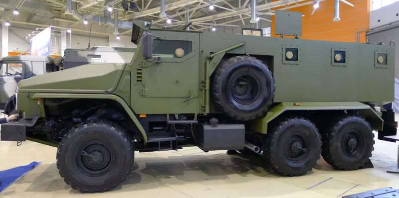 This year, an experimental version of the Ural-VV armored car will appear for the needs of the Russian Defense Ministry