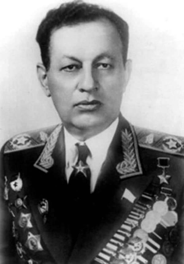 Враги называли его Чёрной пантерой Враги называли его Чёрной пантерой