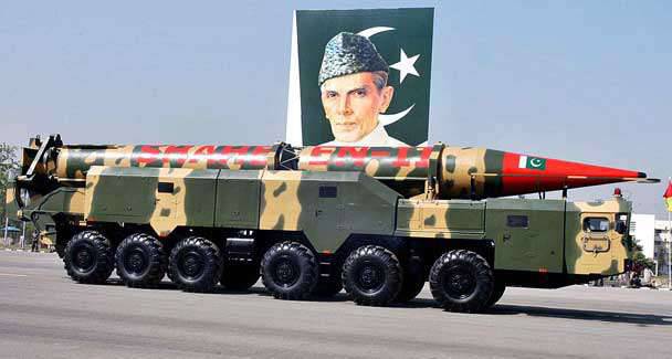 Pakistan: "We are ready to reduce our nuclear potential, but only after India ..."