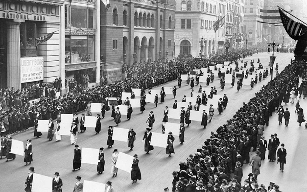 Суфражистки 1857. Манифестация 28 февраля 1908 Нью Йорк. Манифестация в Нью Йорке 1857 год. Движение за избирательное право женщин